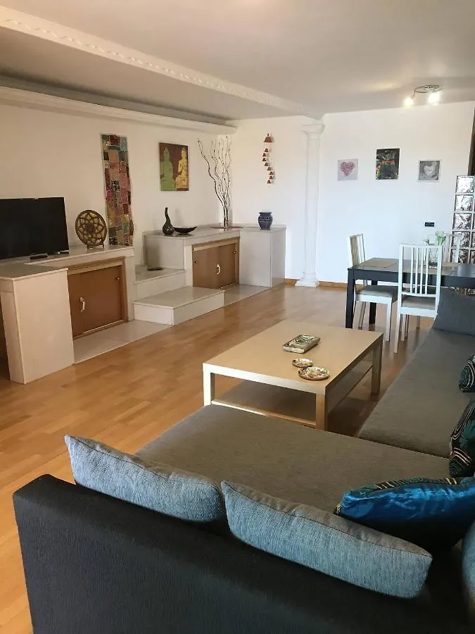 Big And Bright Apartment Corralejo