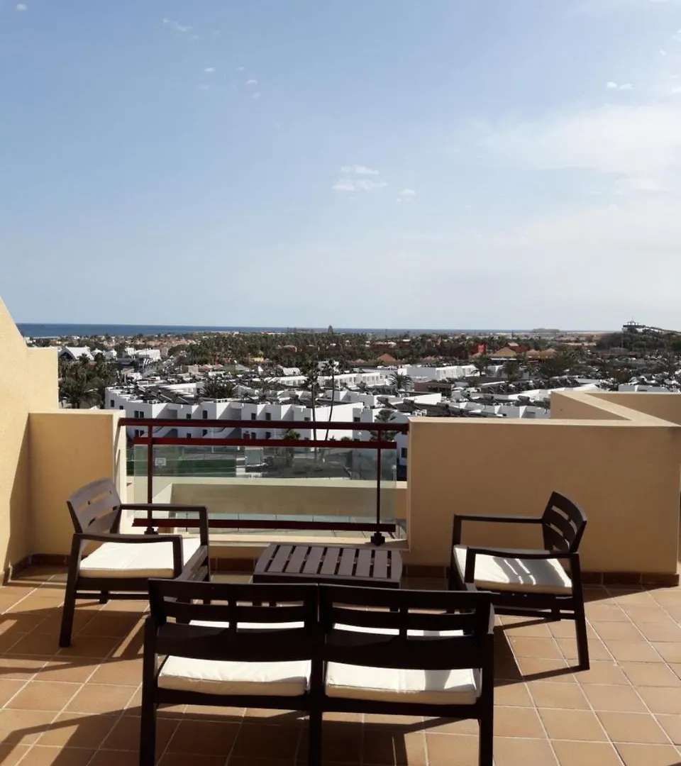 Big And Bright Apartment Corralejo